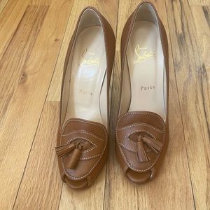 Christian Louboutin camel colored pumps with tassel.  worn ONLY 2xs.